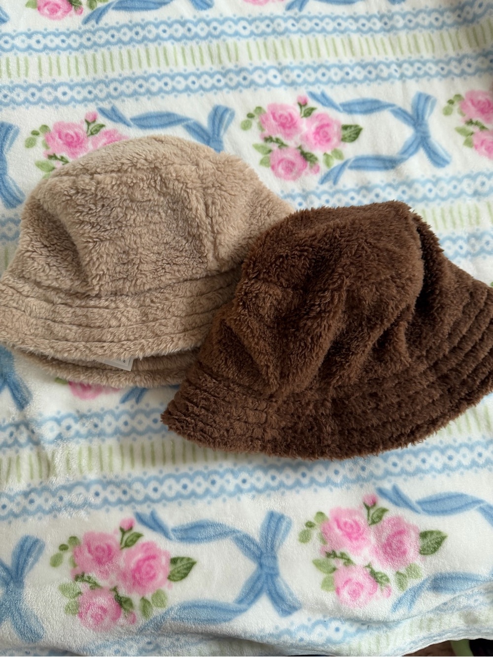 Hollister Fuzzy Bucket Hat Duo in Tan and Dark Brown